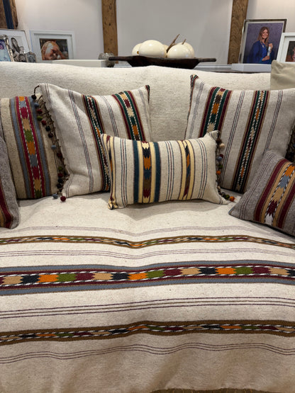 Inzar Ivory Bobble Throw
