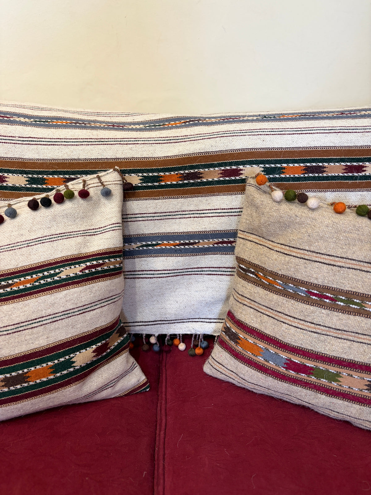 Inzar Ivory Bobble Throw