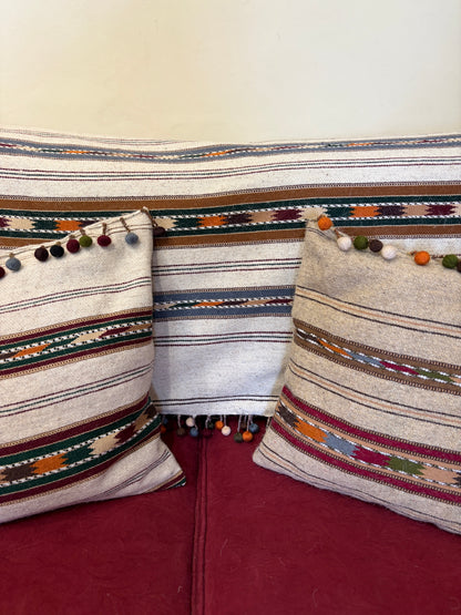 Inzar Ivory Bobble Throw